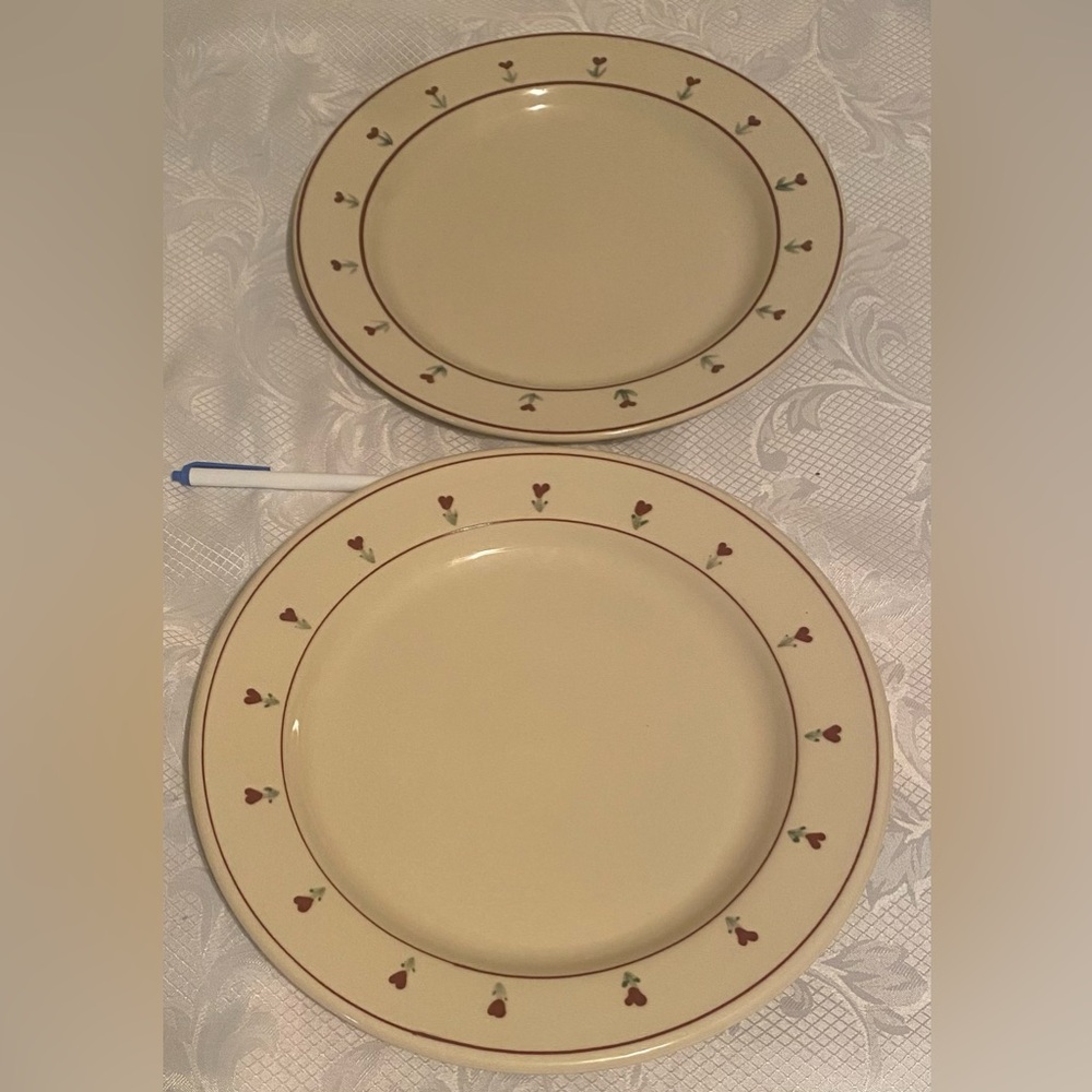 Hartstone 11” Dinner Plates. Provincial Posy pattern. Set of 2